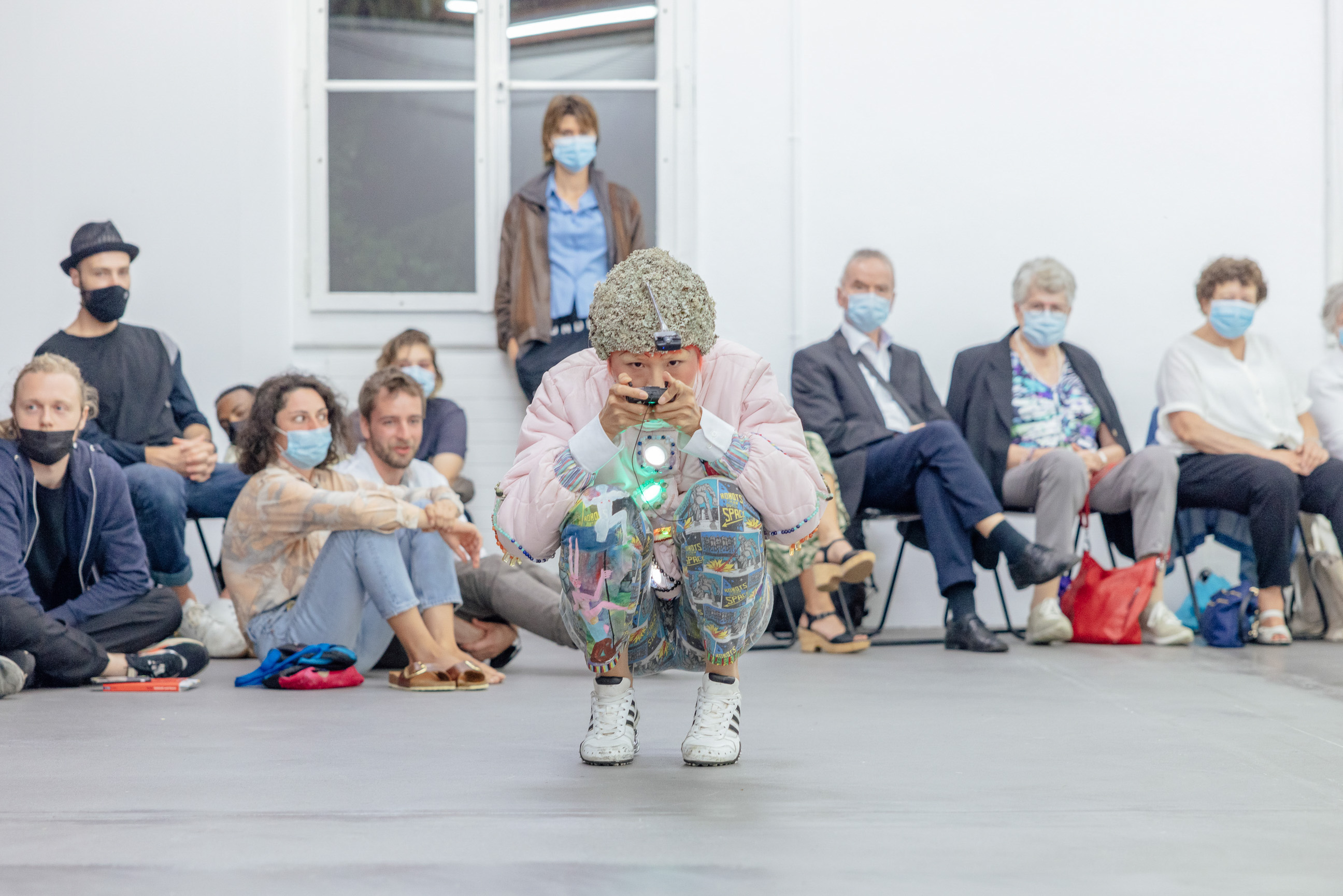 Elle était texte par l'intelligence du regard image