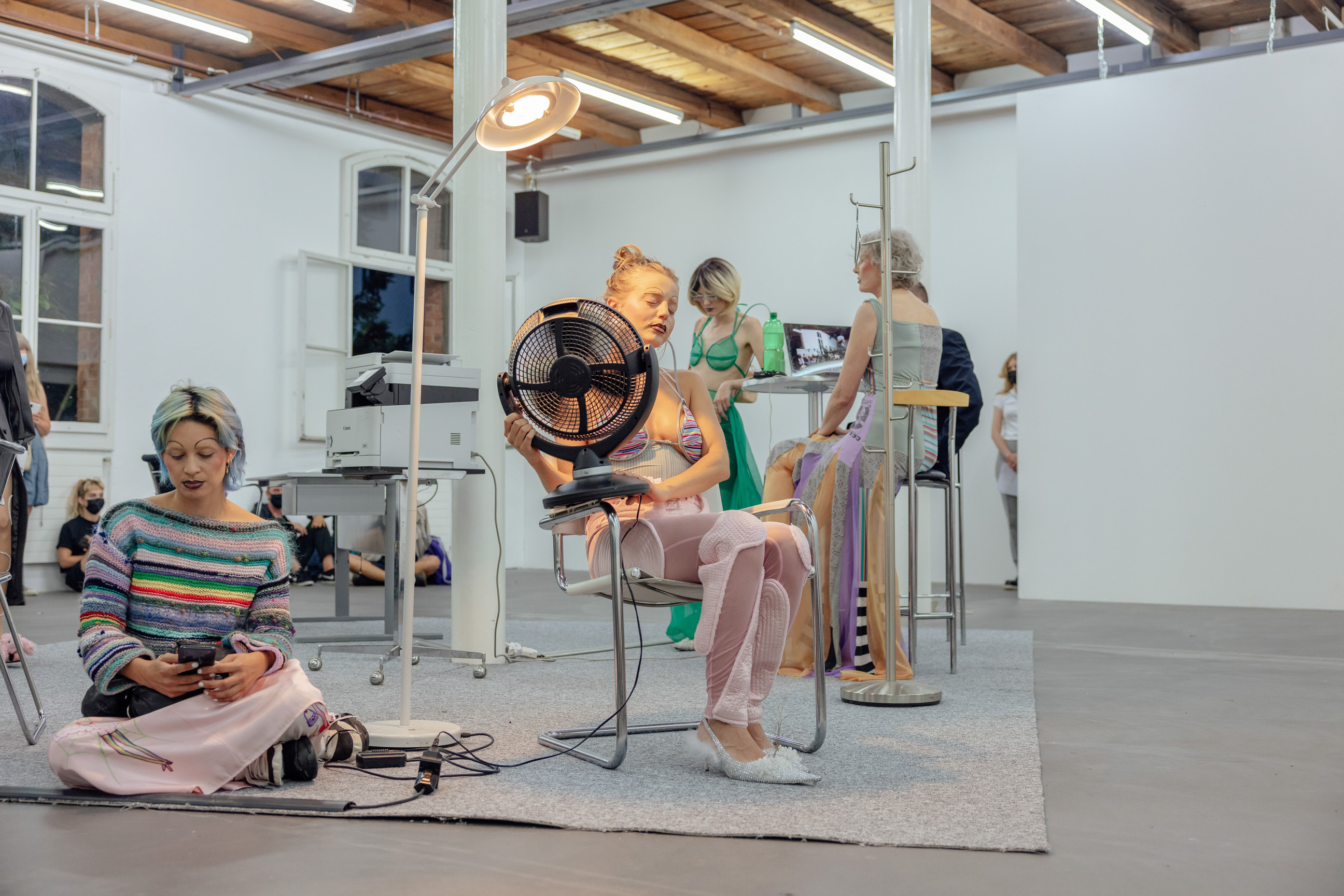 Elle était texte par l'intelligence du regard image