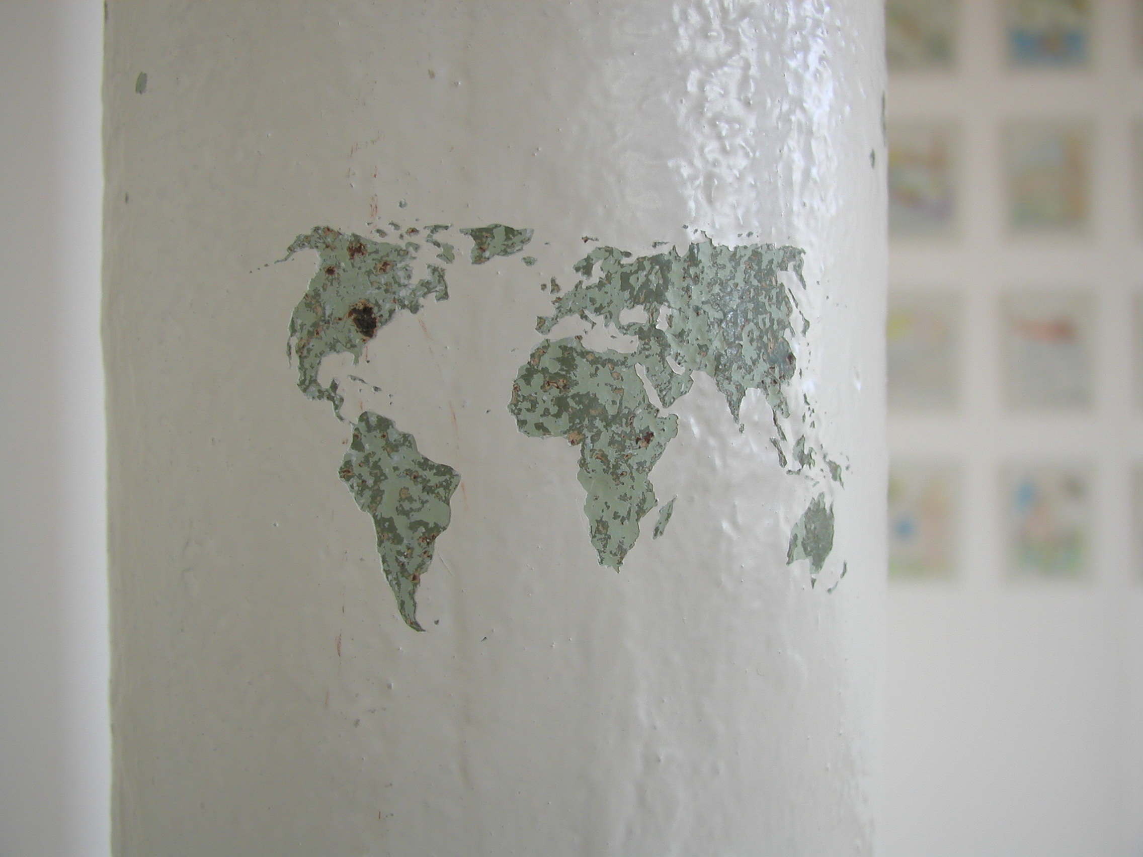 In/Differences image