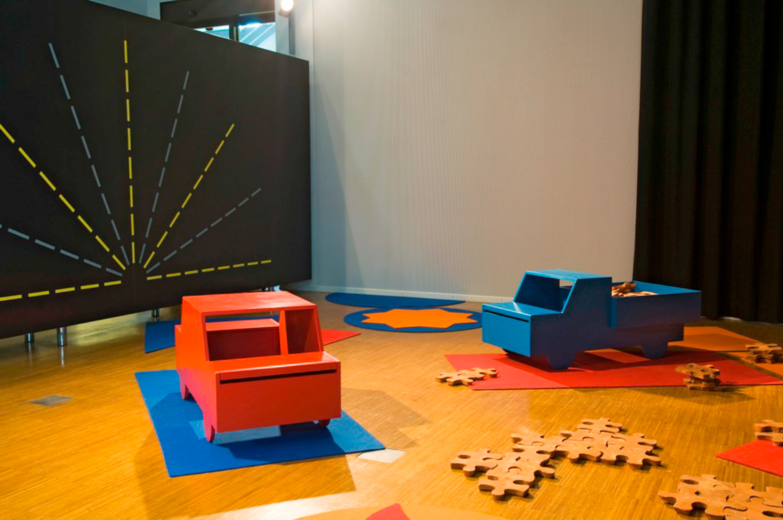 Cocktail by Cocktail image