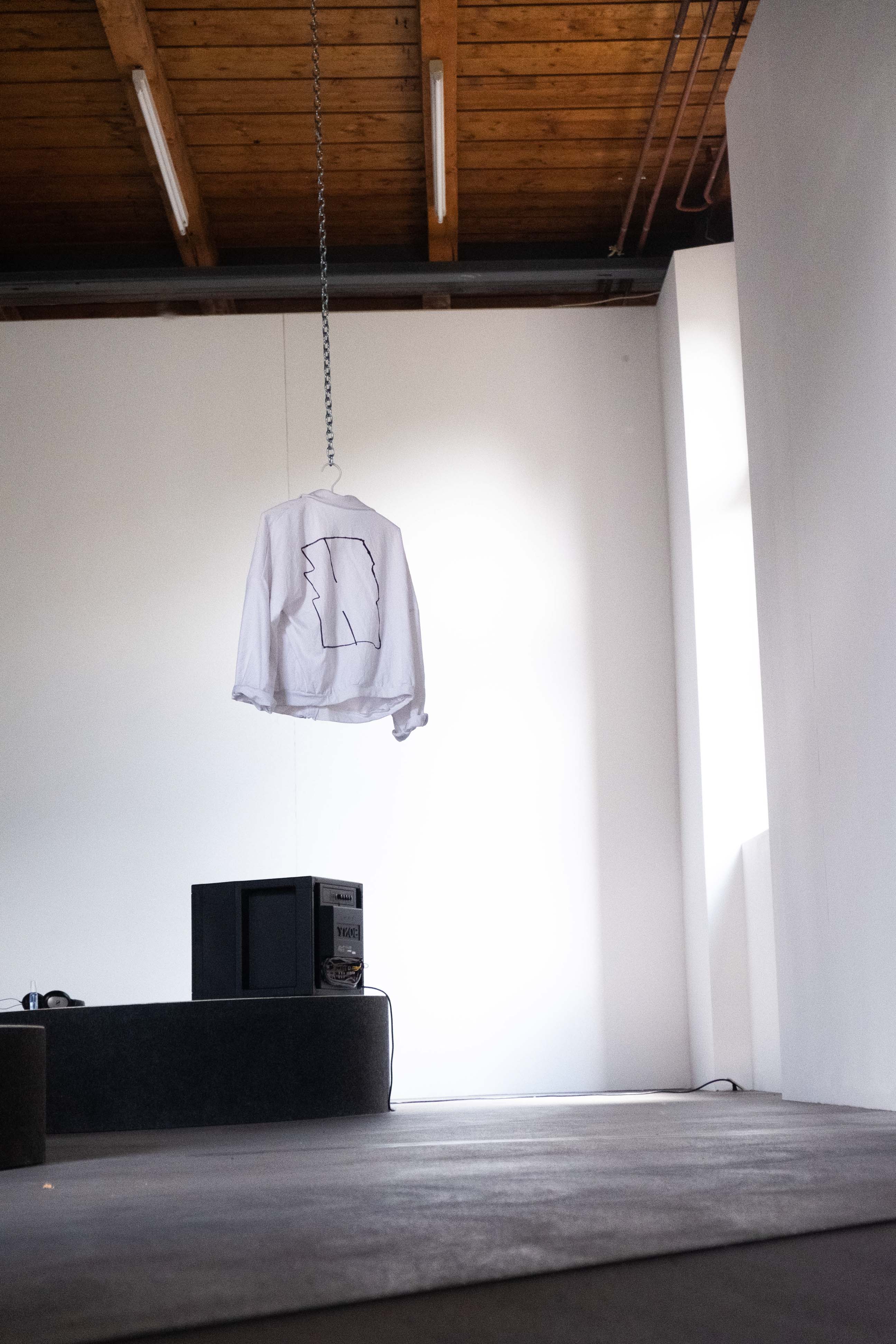 H or the audience image