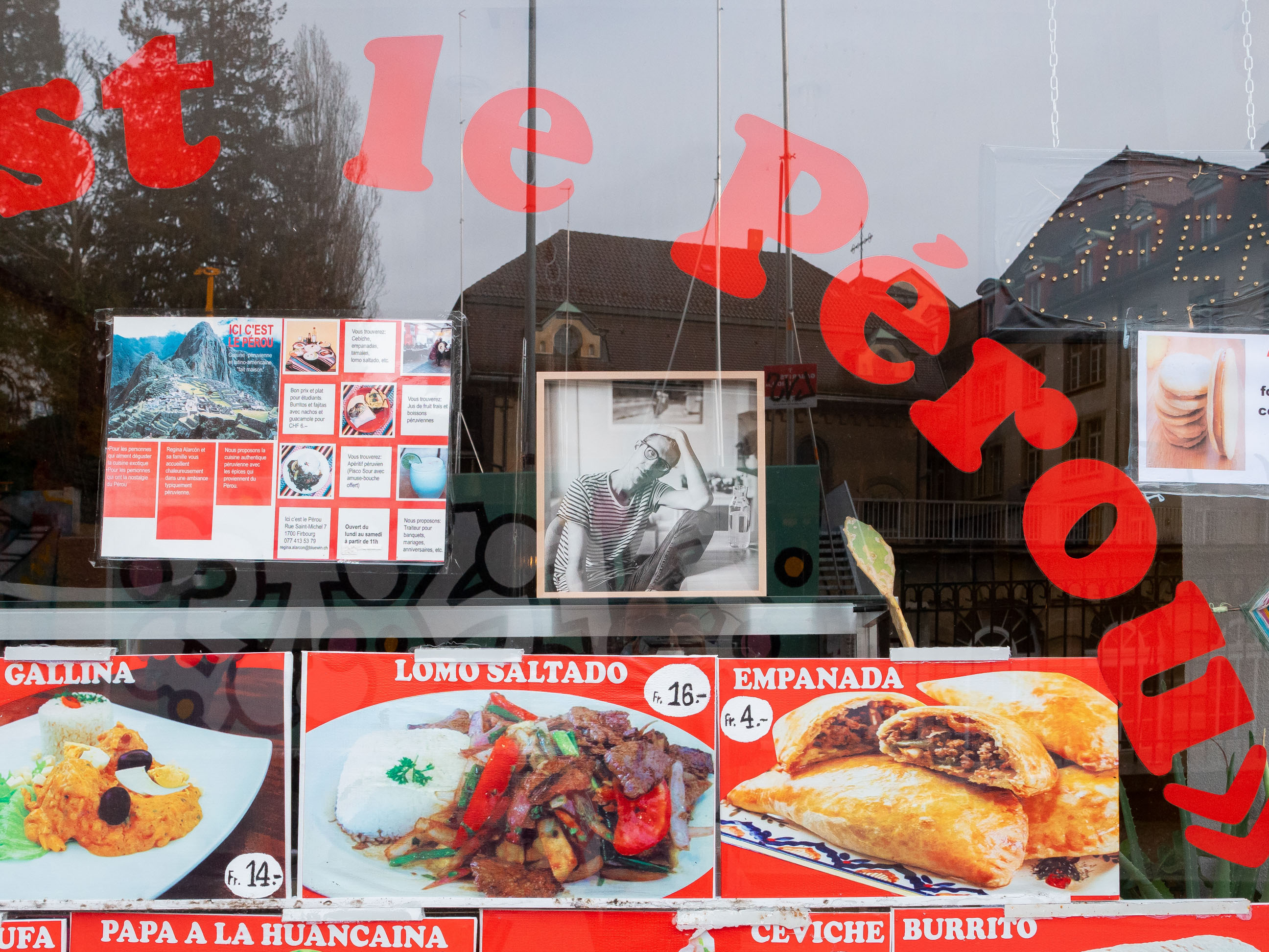 je te regarde et tu dis - Rue de Lausanne image