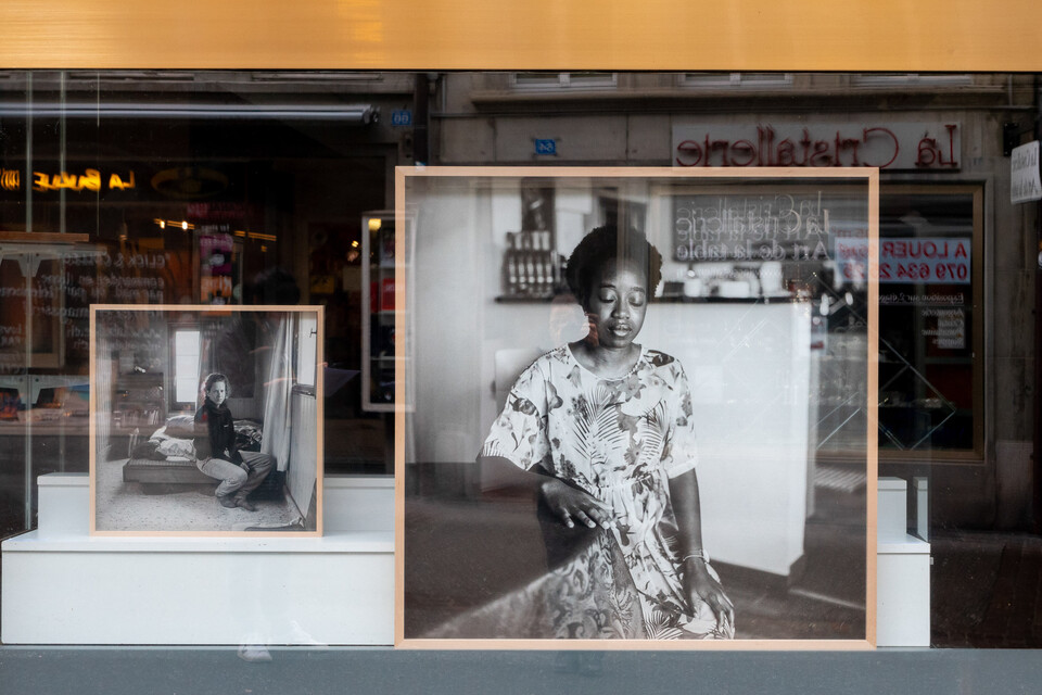 je te regarde et tu dis - Rue de Lausanne image