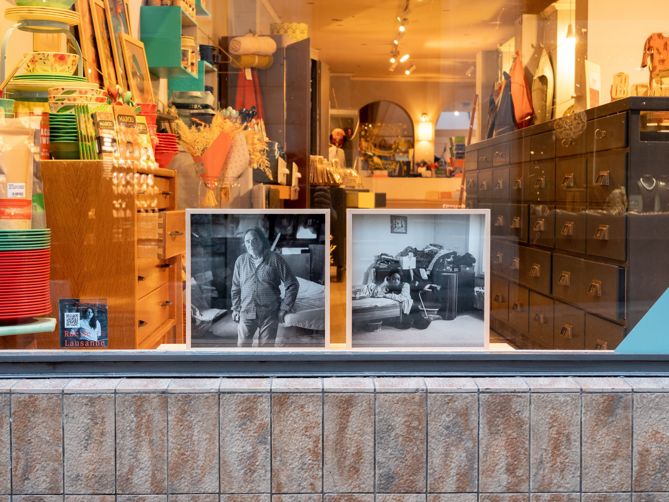 je te regarde et tu dis - Rue de Lausanne image